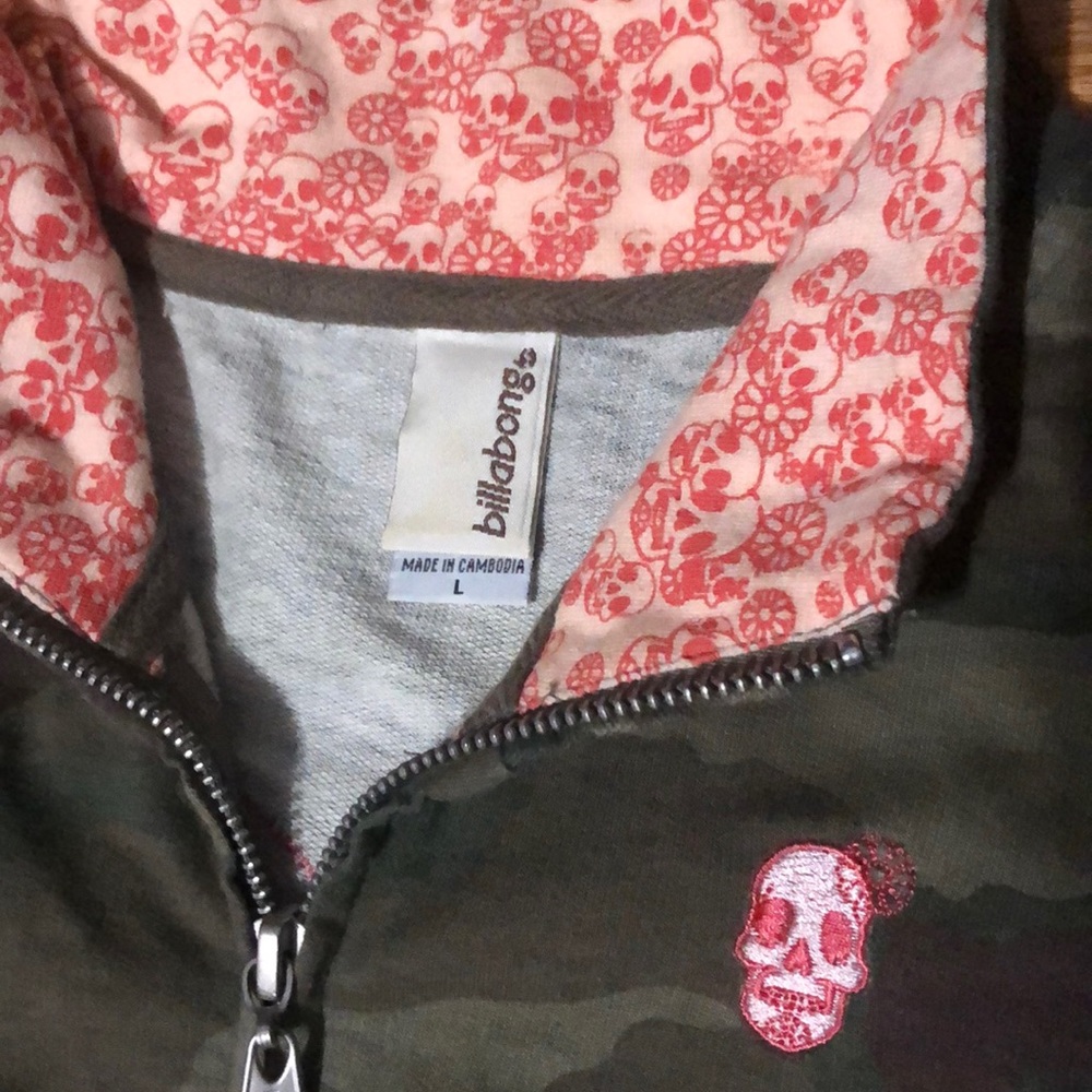 • zip up jacket • - Picture 3 of 5